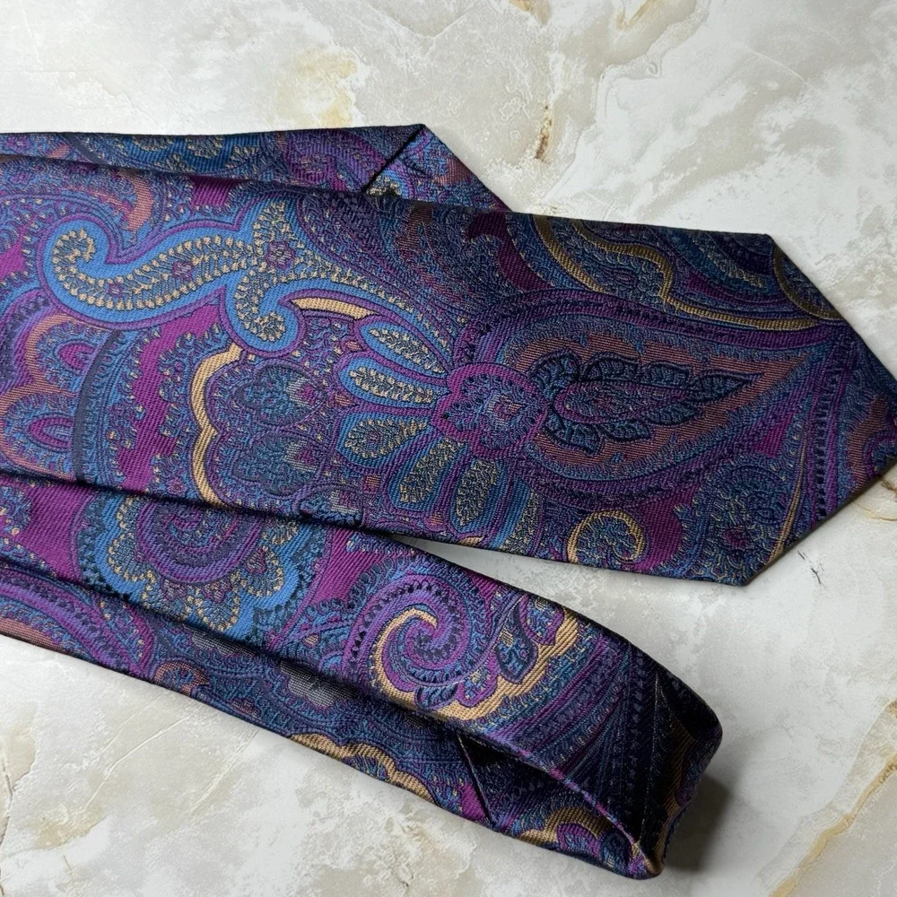 NWOT‎ Jos. A. Bank Reserve Silk Tie Paisley Purple Blue 3